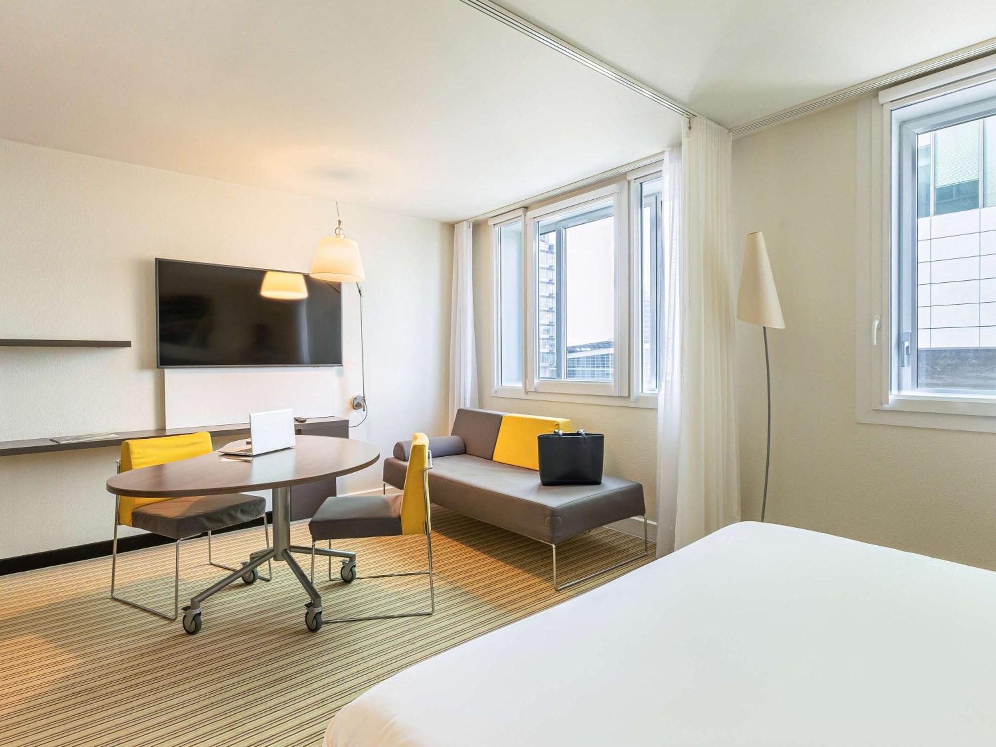 โนโวเทล สวีทส์ ลิล ยุโรป Hotel ลีลล์ ภายนอก รูปภาพ